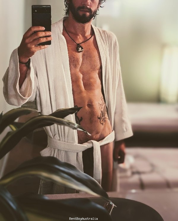 TomFoolery Gay Escort Melbourne 0416204410 BoyLtd.com